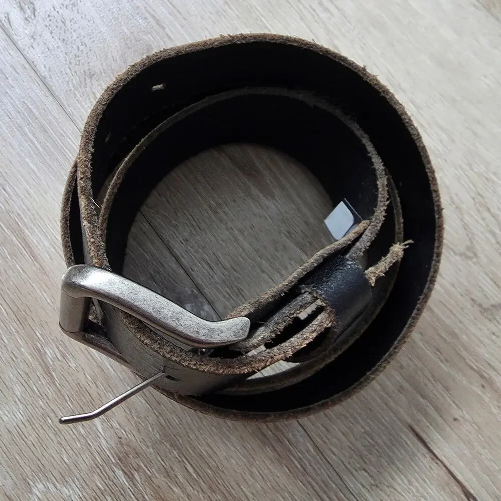 Bill Adler Dark Brown Leather Belt sz 36 R-29040 Minimalist Casual Basic Work